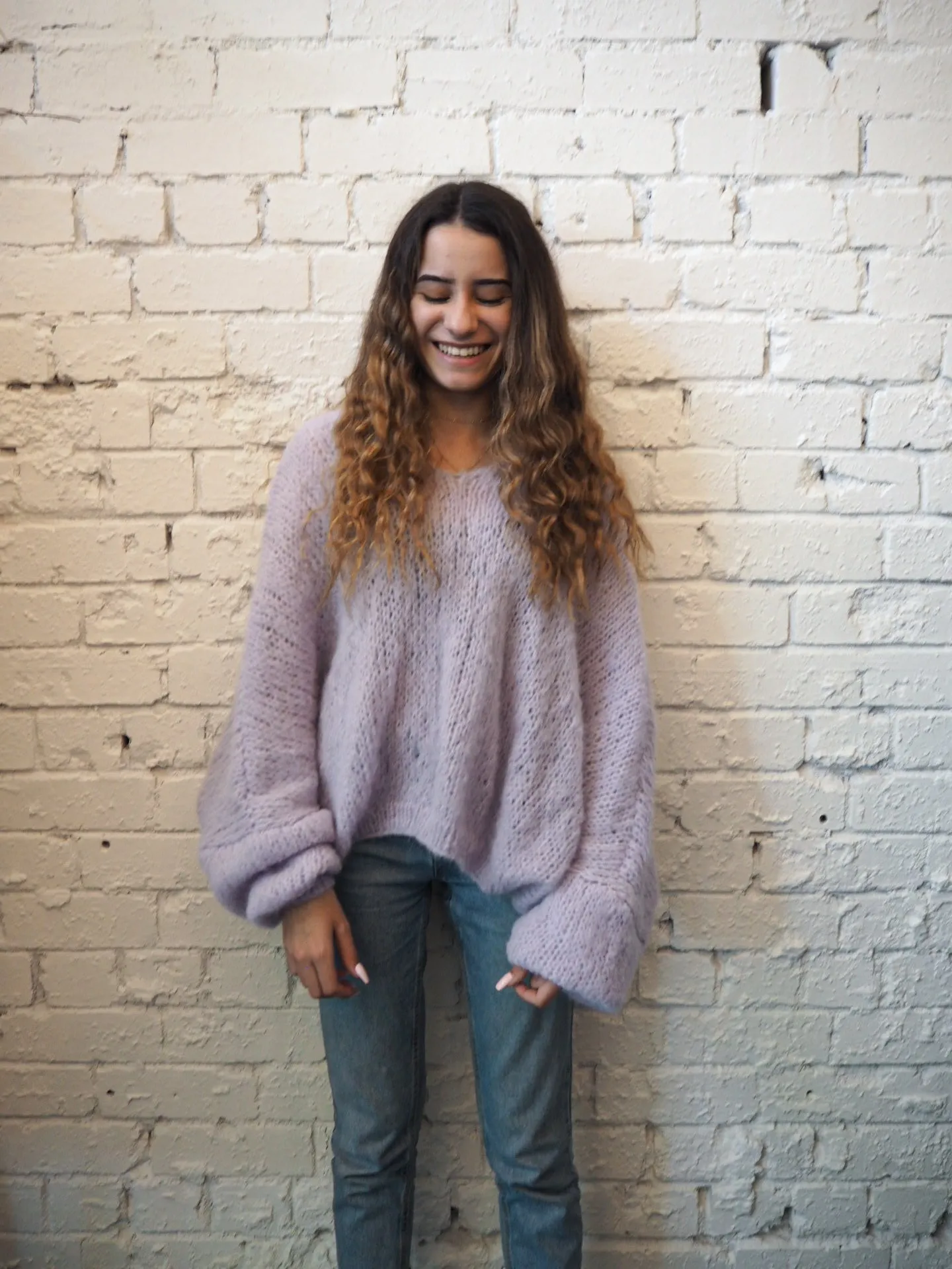 Hand knit batwing sweater V neck (Alpaca) - Camel