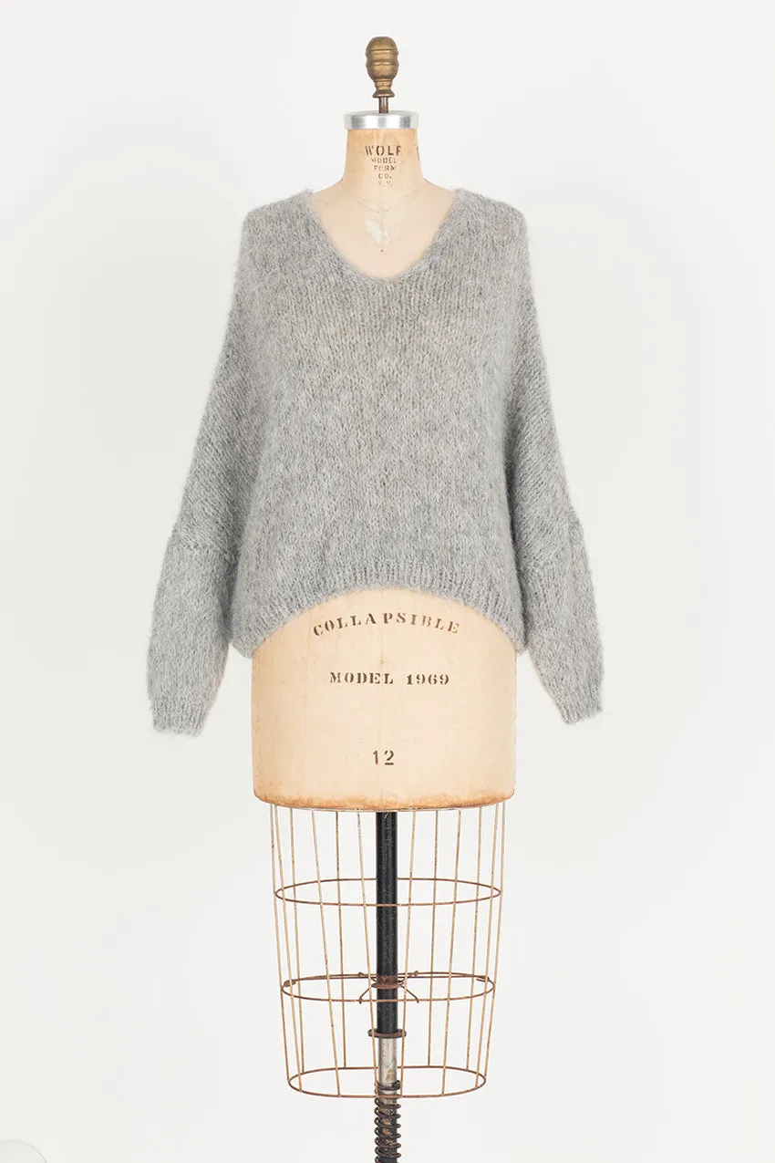 Hand knit batwing sweater V neck (Alpaca) - Camel