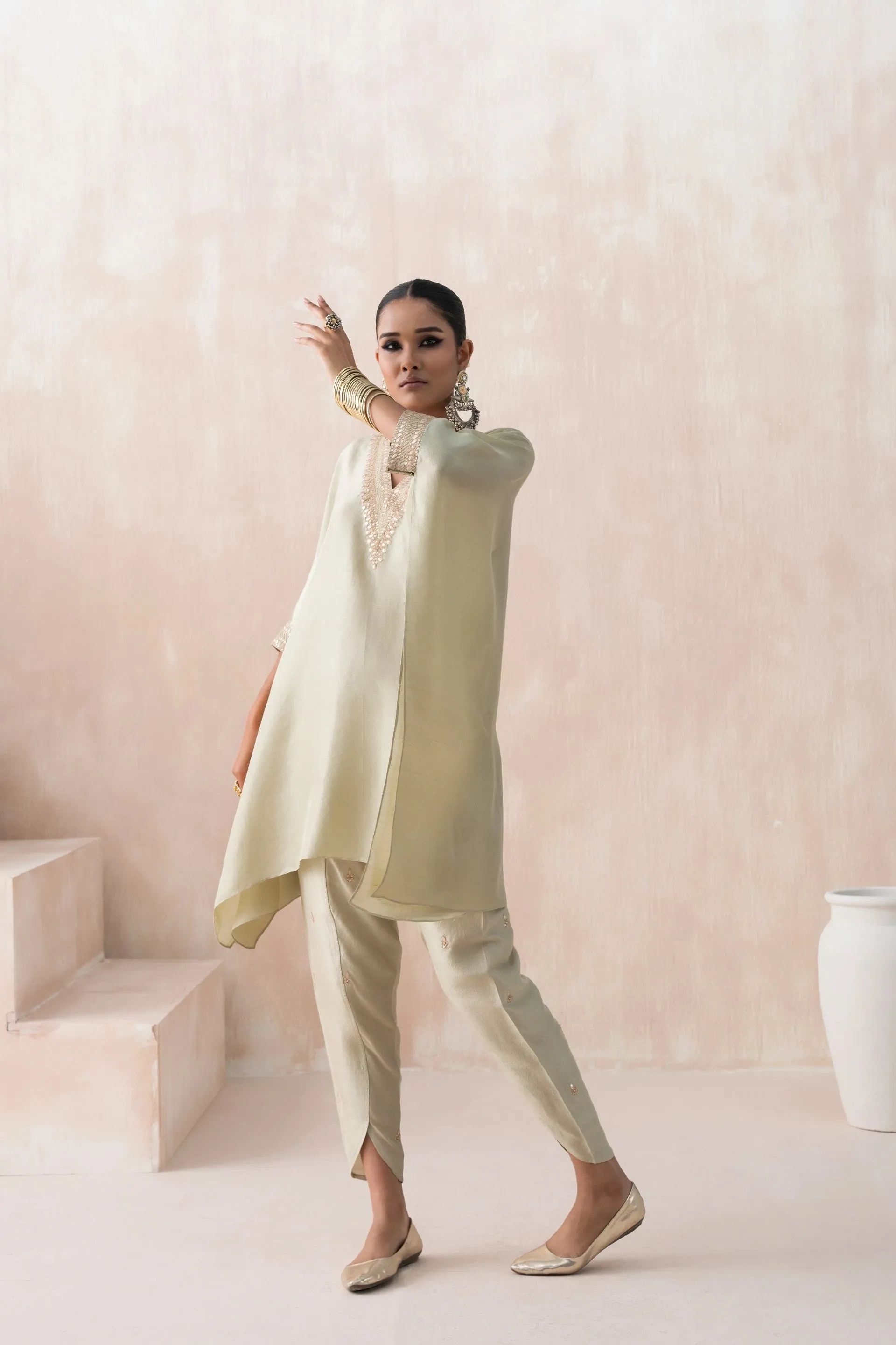 Kaftan with Tulip Pants