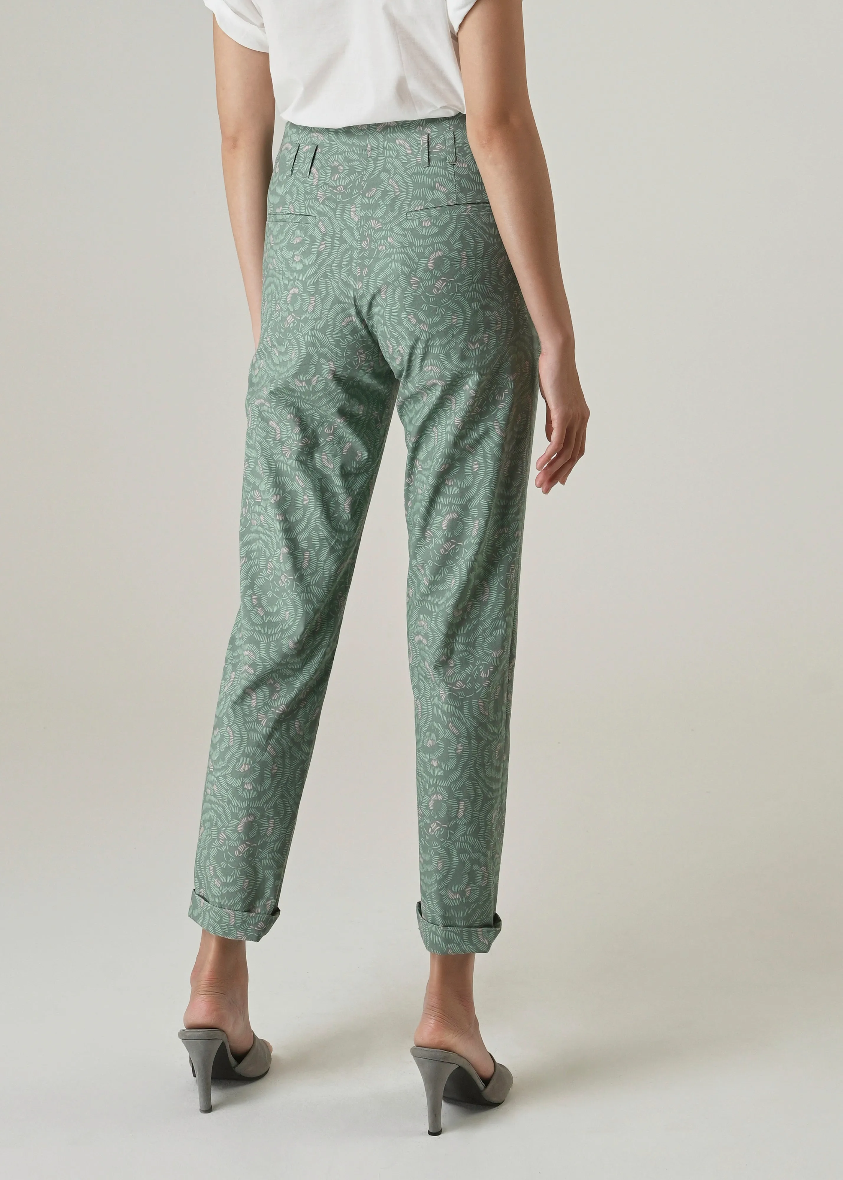 NEROLI - PEONY KOI OLIVE