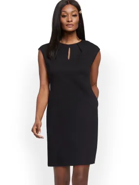 Petite Pleated Cotton Keyhole Shift Dress