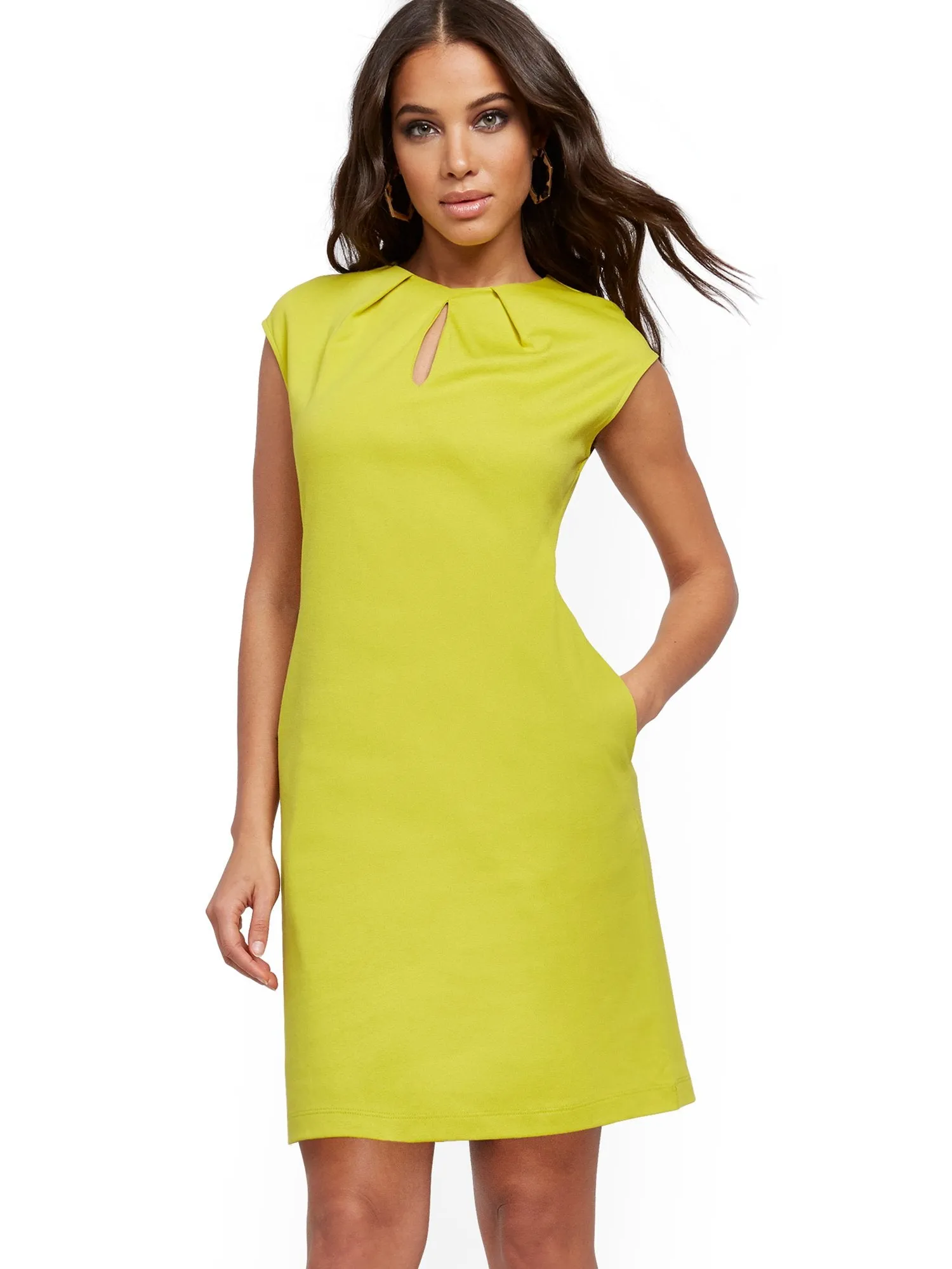 Petite Pleated Cotton Keyhole Shift Dress