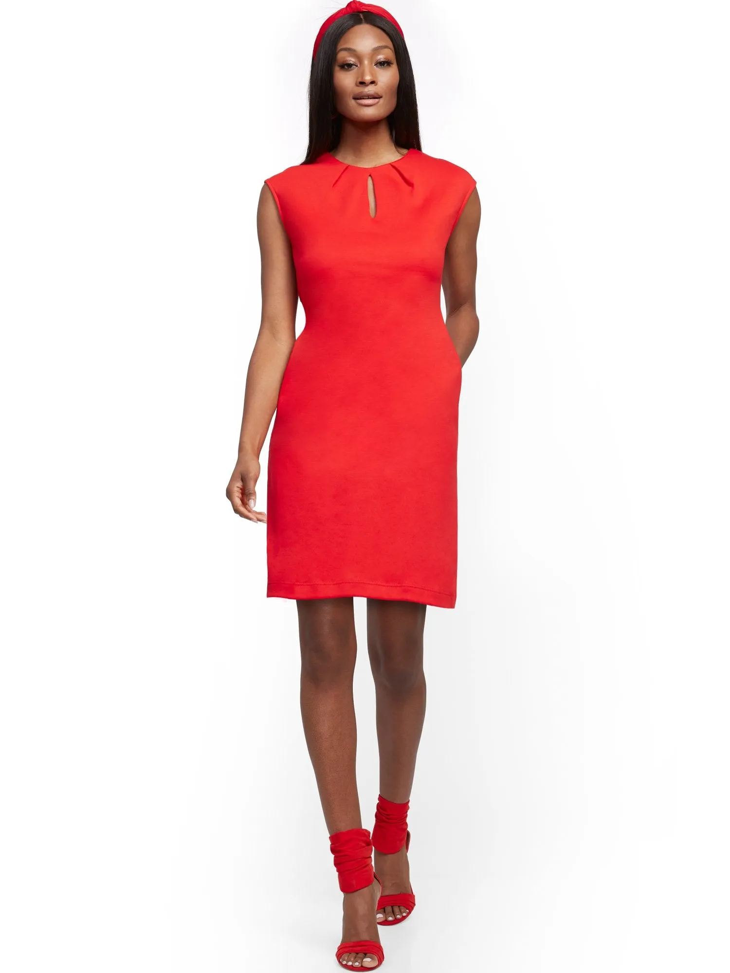 Petite Pleated Cotton Keyhole Shift Dress
