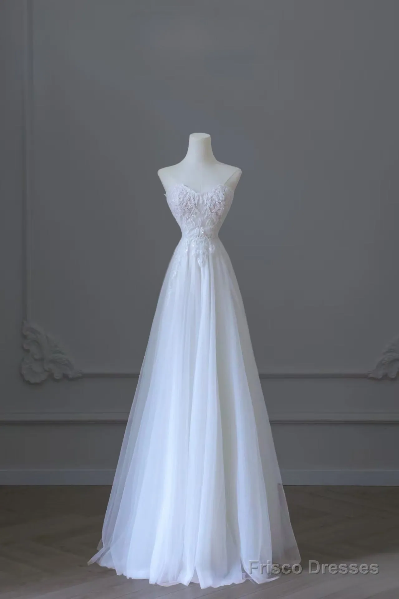 Timeless A Line Sweetheart Lace Tulle White Wedding Dresses Brides Dress