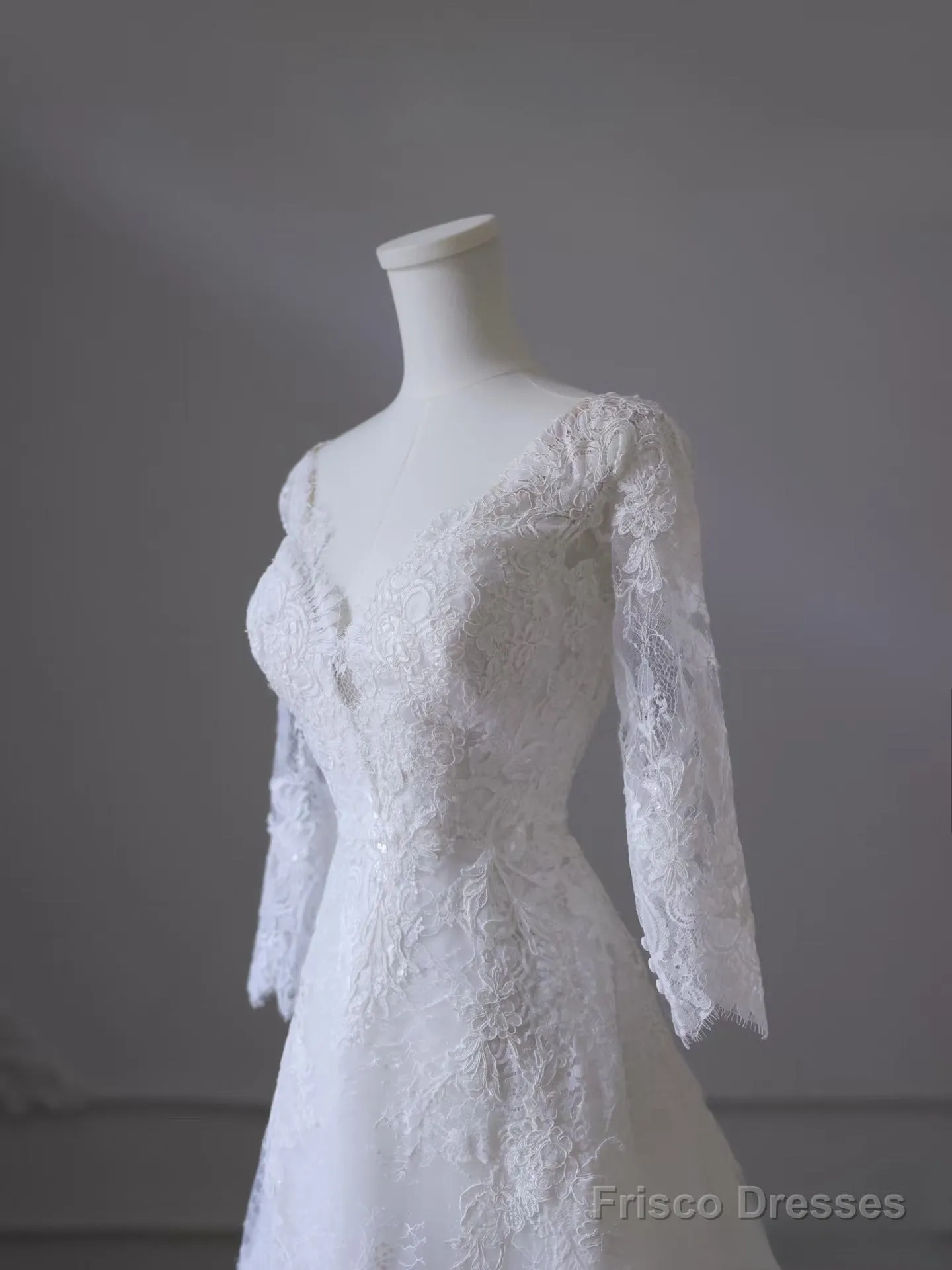 Timeless A Line V Neckline Tulle White Lace Long Wedding Dress Bridal Dresses